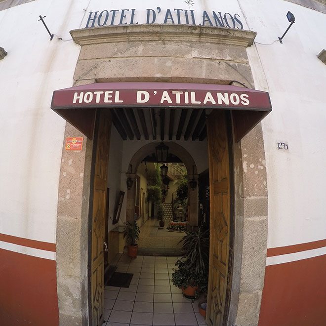 Entrada del hotel