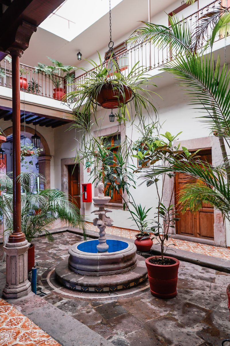 Patio del Hotel Atilanos
